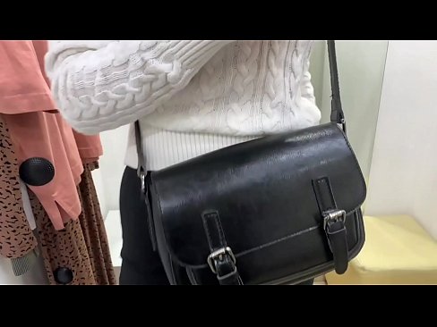 ❤️ Verejná masturbácia mladej sučky FeralBerry s robertkom v skúšobnej miestnosti ️❌ Super sex na sk.hentaisea-com.ru