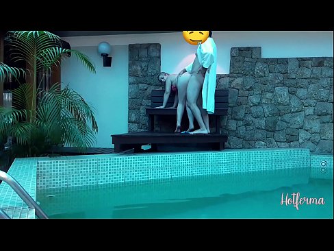 ❤️ Šéf pozve slúžku k bazénu, ale neodolala horúcemu ️❌ Super sex na sk.hentaisea-com.ru